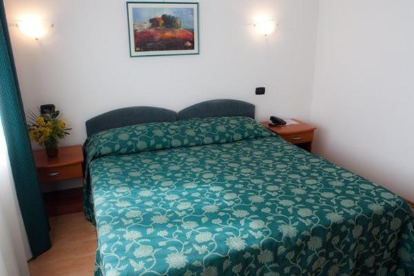 Hotel Makin Novigrad Istria Cameră foto