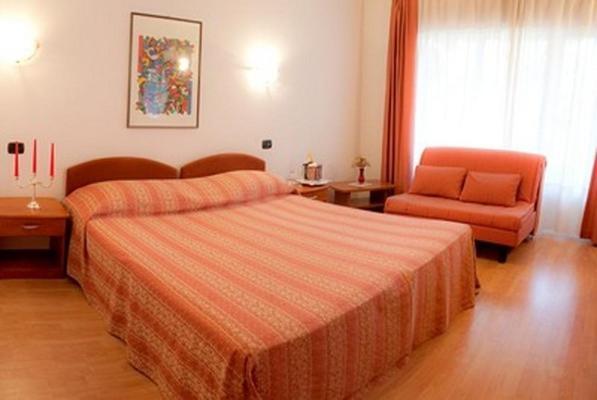 Hotel Makin Novigrad Istria Cameră foto